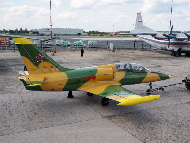 L-39M_834417.jpg