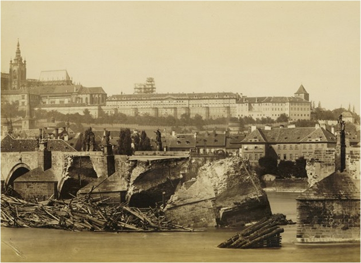 Karlův most po povodni 1890_2.jpg