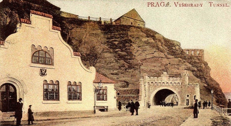 Vyšehradský tunel 1906.jpg