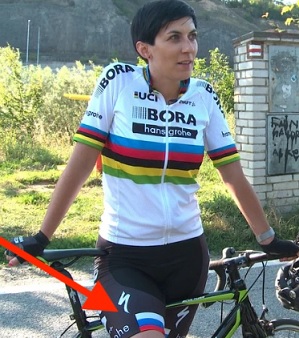 pekarova_-_trikolora_kolo.jpg
