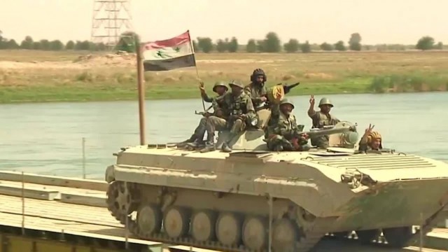الروس-يدشنون-جسراً-جديداً-عبر-الفرات-في-دير-الزور-mp4-image-1080x608.jpg